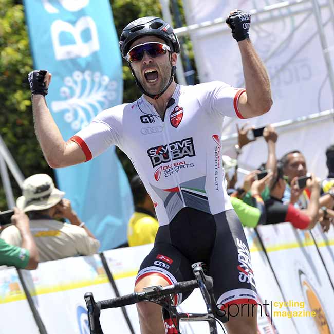 <a href="/paliniandrea/">palini andrea</a>  vince la 2 tappa del  #tourdelangkawi superando #andreaguardini foto #dariobelingheri <a href="/bettiniphoto/">BettiniPhoto</a>