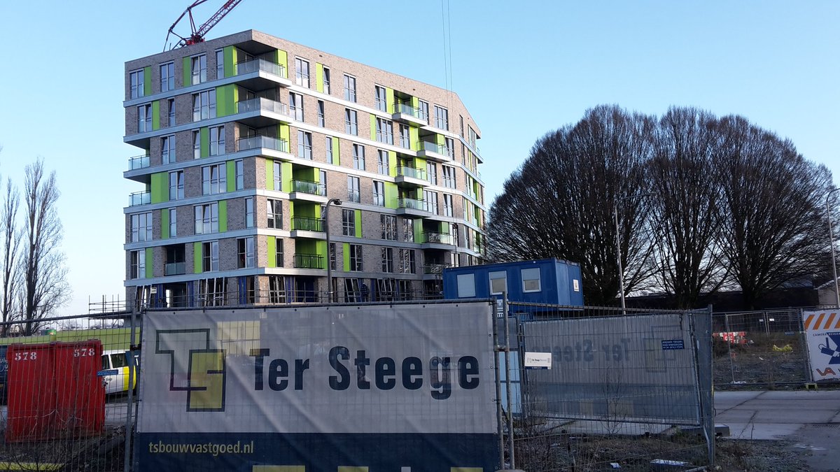 hansp9130's tweet photo. Nog 1 verdieping te gaan #Berflo Mooi #Hengelo @TSBouwVastgoed @Welbions https://t.co/WUciks20vV