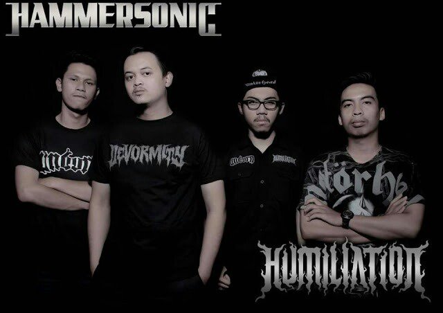 BDG_GudangMusikKeras (@bgmk_official) on Twitter photo Mewakili Bandung, <a href="/humiliationINA/">HUMILIATION</a> Siap Menghajar Panggung <a href="/hammersonicfest/">HAMMERSONIC FESTIVAL</a> bandunggudangmusikkeras.net/2016/02/humili… #BGMK Mewakili Bandung, <a href="/humiliationINA/">HUMILIATION</a> Siap Menghajar Panggung <a href="/hammersonicfest/">HAMMERSONIC FESTIVAL</a> bandunggudangmusikkeras.net/2016/02/humili… #BGMK