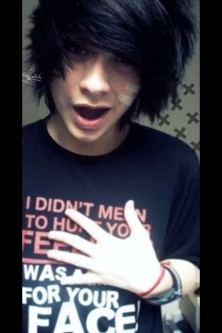 bad_bitches1013's tweet image. Rt if U would date me fav if U wouldn't