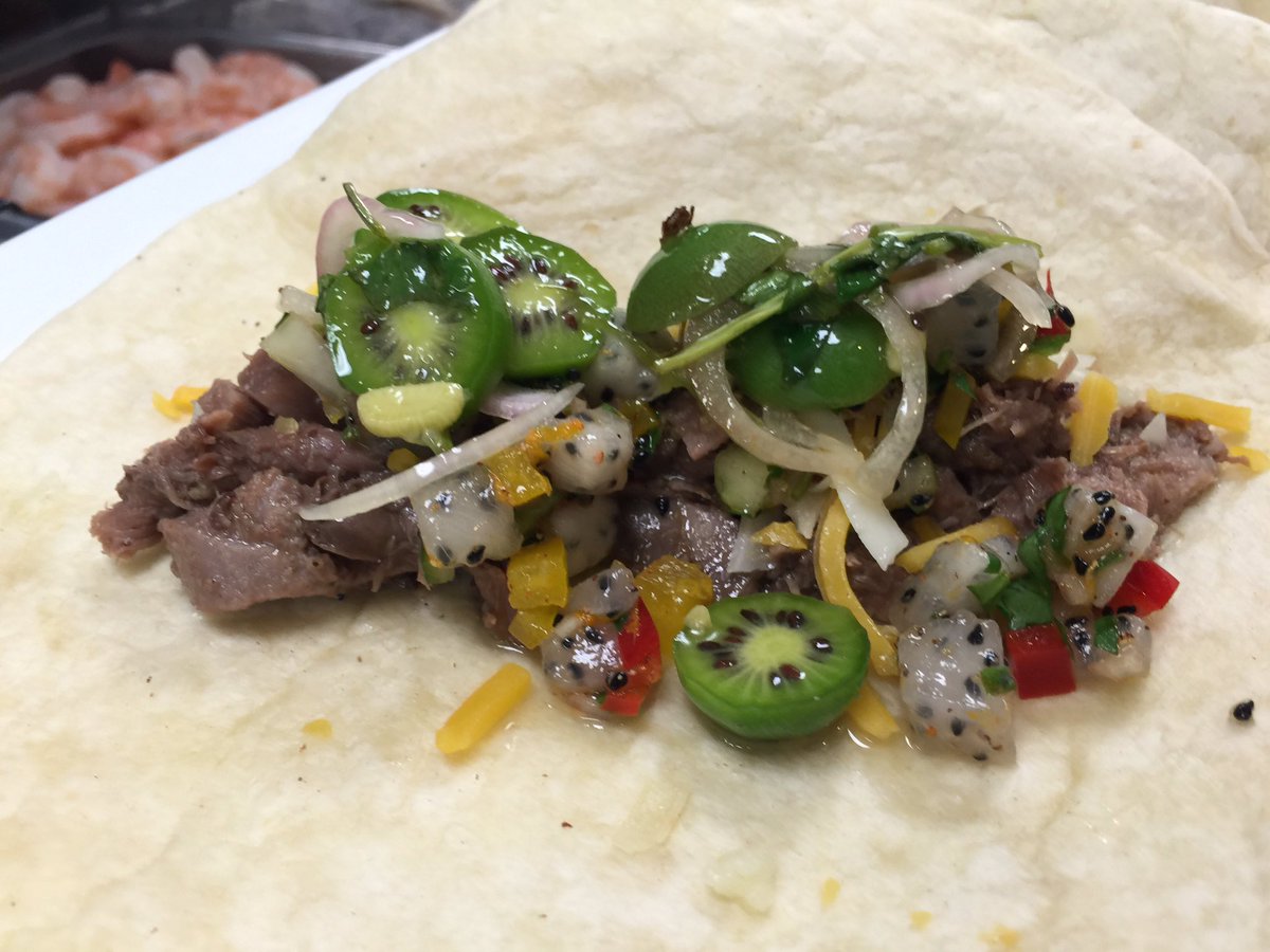 chefpeterccc's tweet photo. Beef tongue tacos, dragonfruit salsa, pickled baby kiwi @acfchefs https://t.co/ffnmcoqoPq