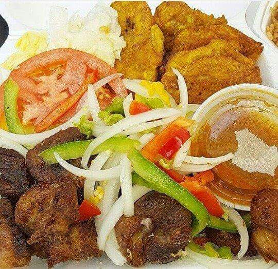 Fanise_Joy's tweet photo. Haitian food https://t.co/8EOMgnTI1f