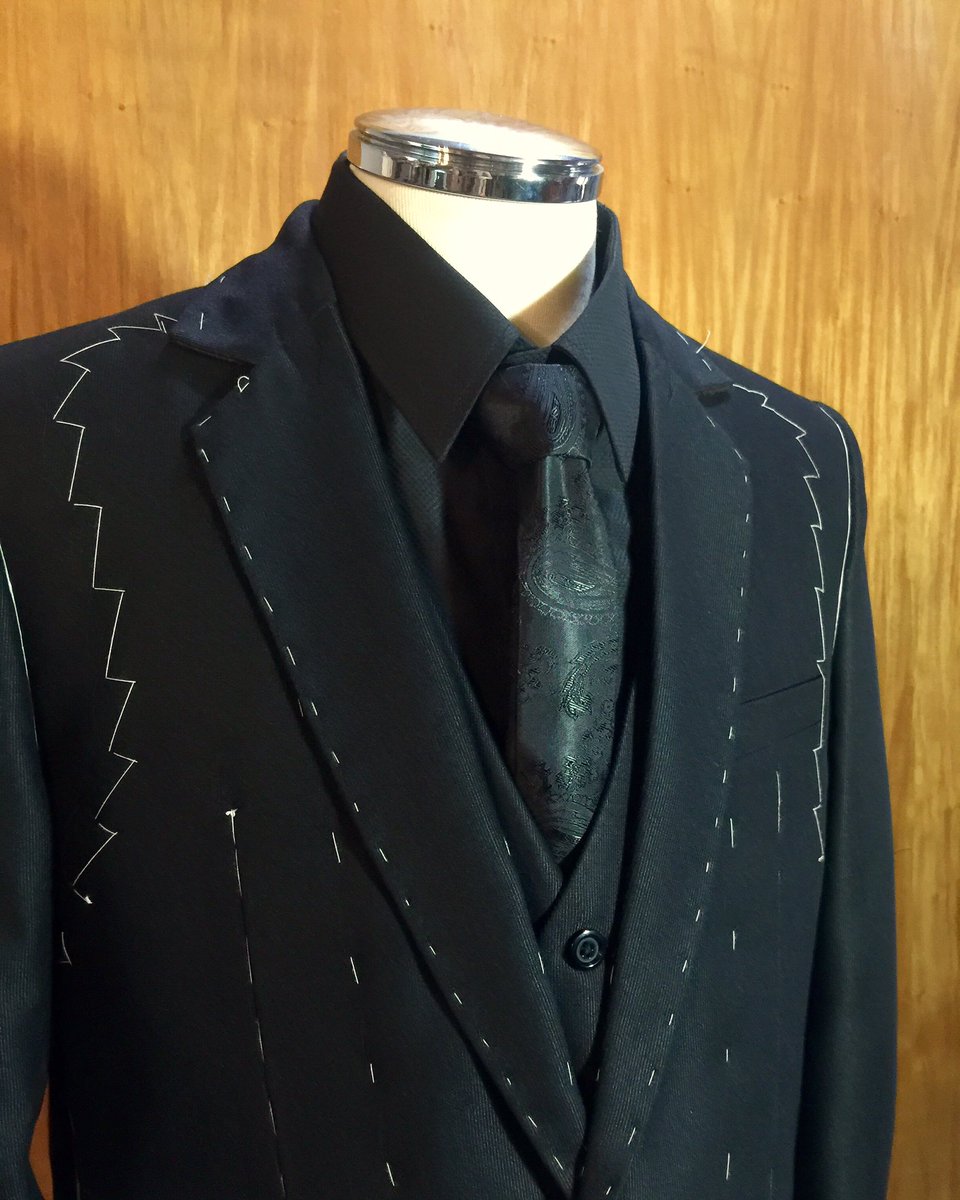 VinPRP4's tweet photo. Make it simple, but significant.
#GentlemanQuotes 

#VinOrias #OriasBespoke https://t.co/vuVNpc99tp