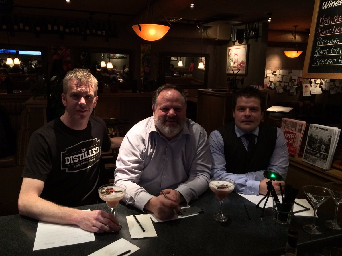 TheDubhGlasD's tweet photo. The judges... @OldOrder_Spirit @expresscoconut @TheDubhGlasD #okanagancocktailmovement https://t.co/Qzx2JNauXe