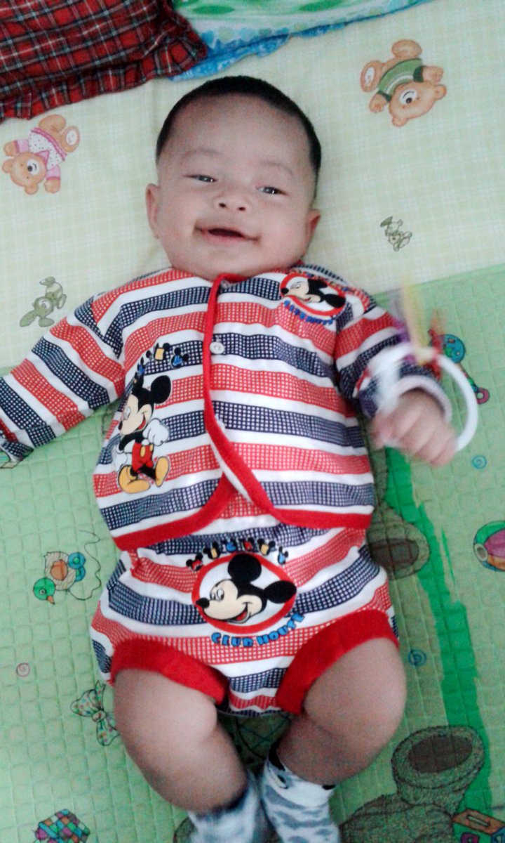BabyGemes's tweet photo. 4bln sudah...tak terasa... https://t.co/fmyxv70UmD