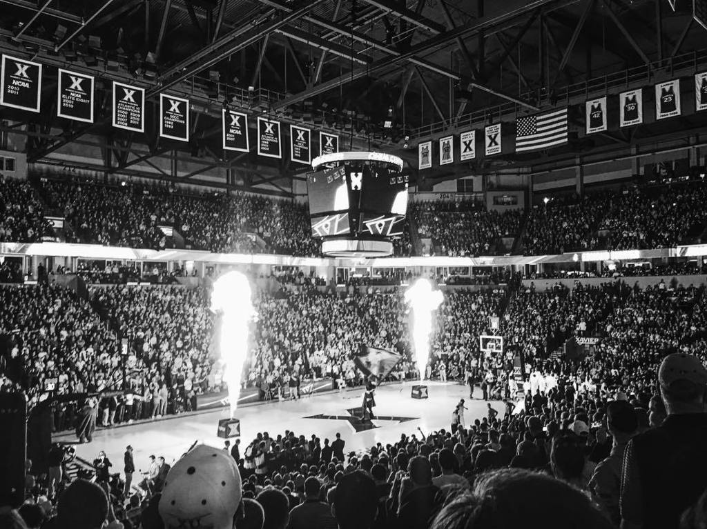 PulseStadium's tweet photo. "headed into March with the biggest smile on my face
#LetsGoX" from insta by clairekiesel #Xavier #Villanova #Cinta… https://t.co/LUYMjR6VrC