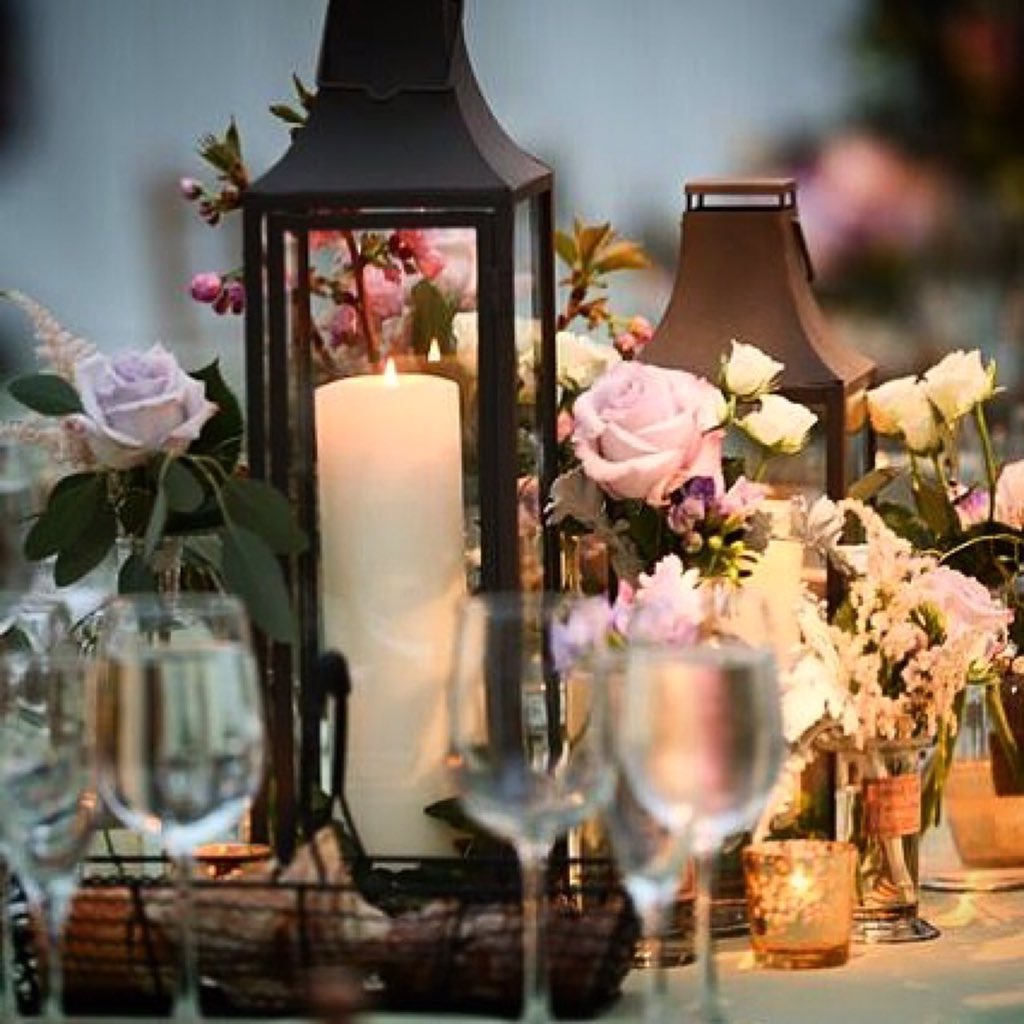 SweetTBakeshop's tweet photo. 2night! @UNCOMMONEVENTS #Repost @STARRevents #LIITA2016  #UncommonEvents
[ https://t.co/Ss1efDmuKa ]  💍💕✨👰 https://t.co/at8TEQgNP5