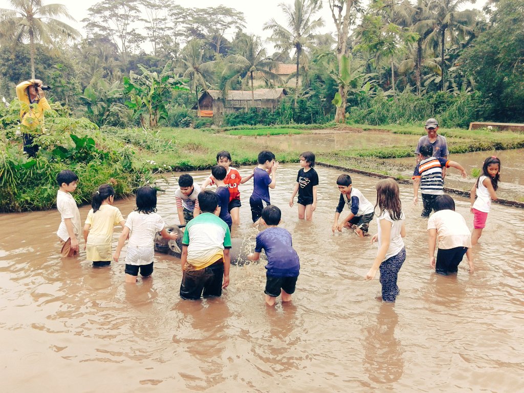 cinangneng's tweet photo. Let's see,, it's fun and new experience :D #cinangneng https://t.co/D9KXuEOJzr