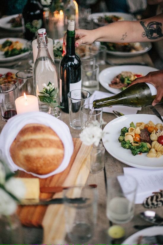 exquisiteescape's tweet photo. One fine summers afternoon at home🍃 Make your next holiday dinner party experience an exquisite affair ✨ https://t.co/sm6L1kZLrT