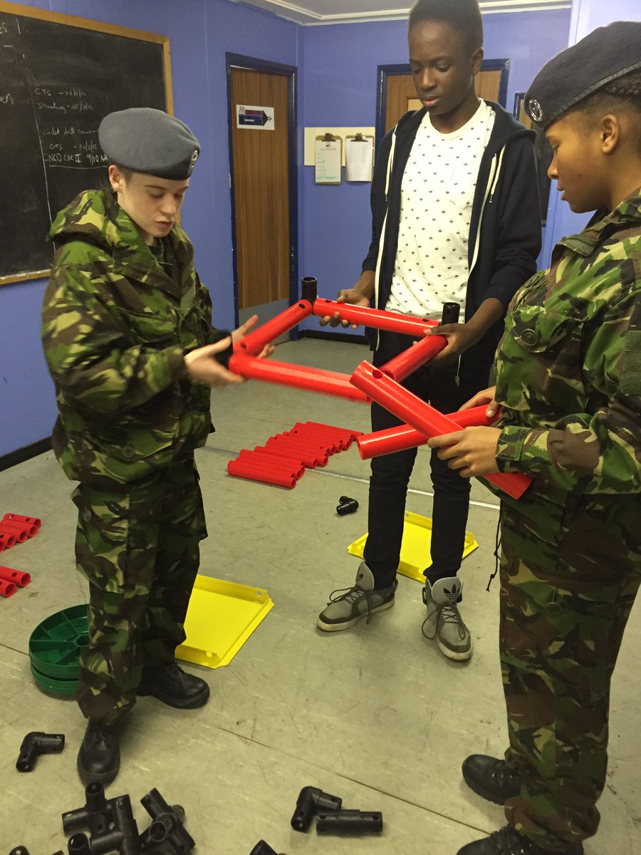 TrentWgSO's tweet photo. @warsopaircadets leadership &amp; teamwork night #boxedin #leadership #teamwork #cdttraining @trentwingatc @OCtrent1 https://t.co/WdSt2VYA07