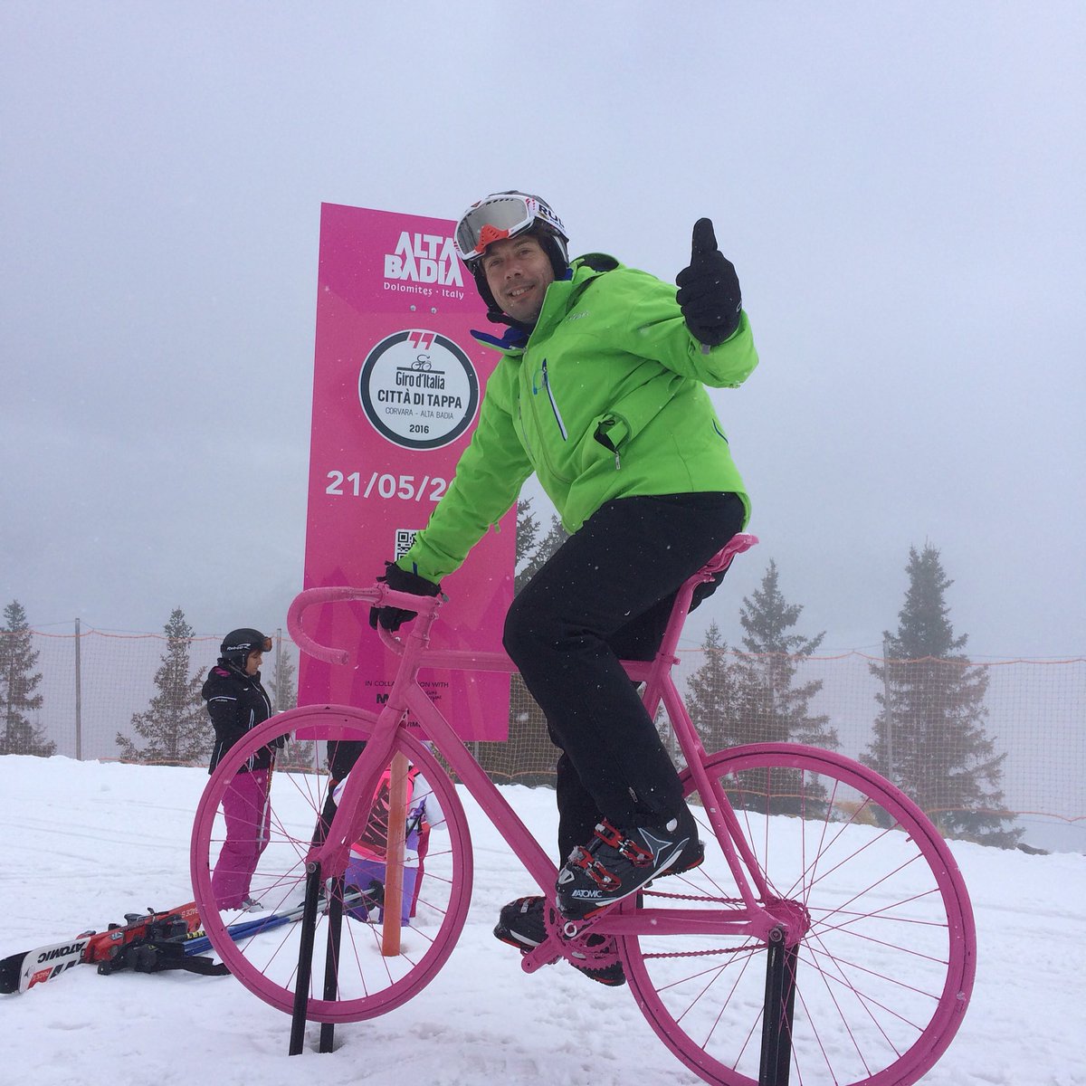 Finally Oscar Freire to <a href="/giroditalia/">Giro d'Italia</a> #giro #mdd30