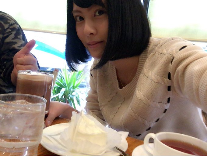 喫茶店打ち合わせ( ⁼̴̀꒳⁼̴́ )✧ https://t.co/YZwOeJTGUA