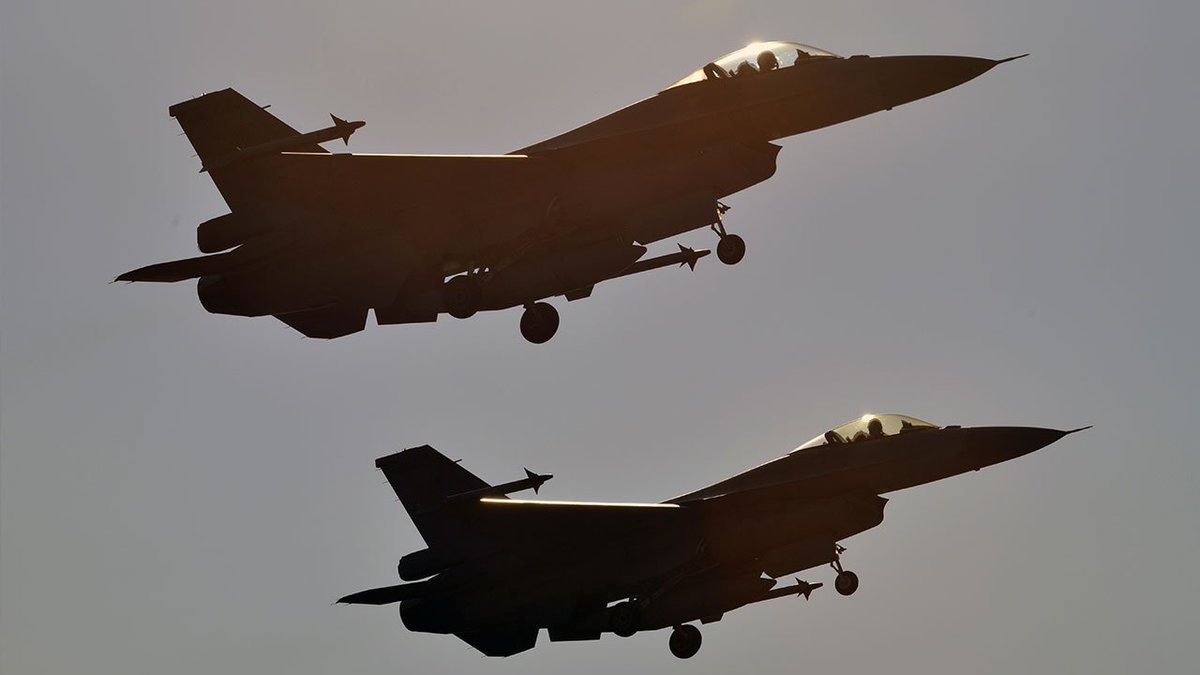 firstpost's tweet photo. #F16deal with #Pak will affect 'some aspects' of #IndoUS ties: Top US military commander: https://t.co/Ld36wxKkhx https://t.co/NvGng84JDL