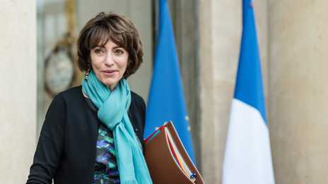 jwebulb's tweet photo. @MarisolTouraine distribue ses conseils sur le #VirusZika 
https://t.co/gb56CRpgzO https://t.co/kpWjVf8UfG