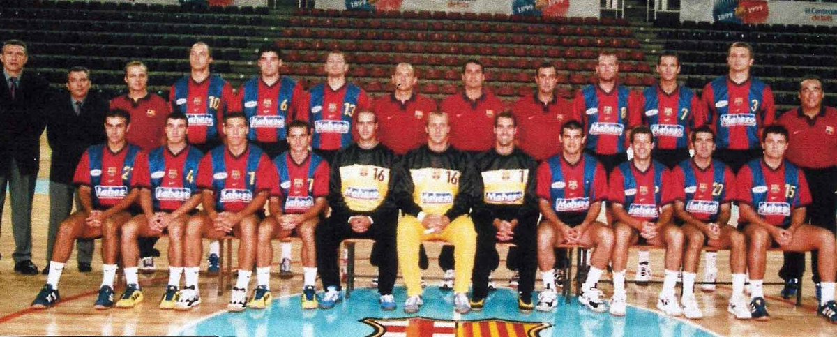 FC Barcelona, 1999. One of the best teams ever. 5 champions League in a row.