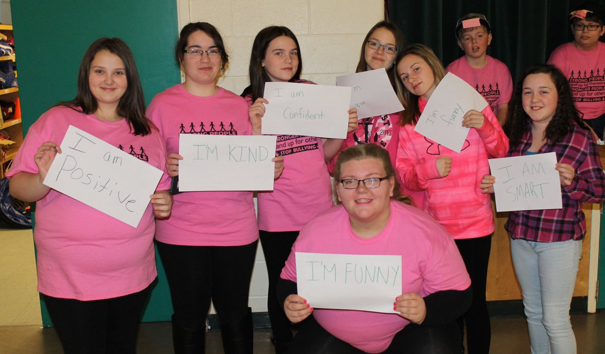 LakesideLynx's tweet photo. @pinkshirtday We are all amazing! https://t.co/Z1lu0GL7IU