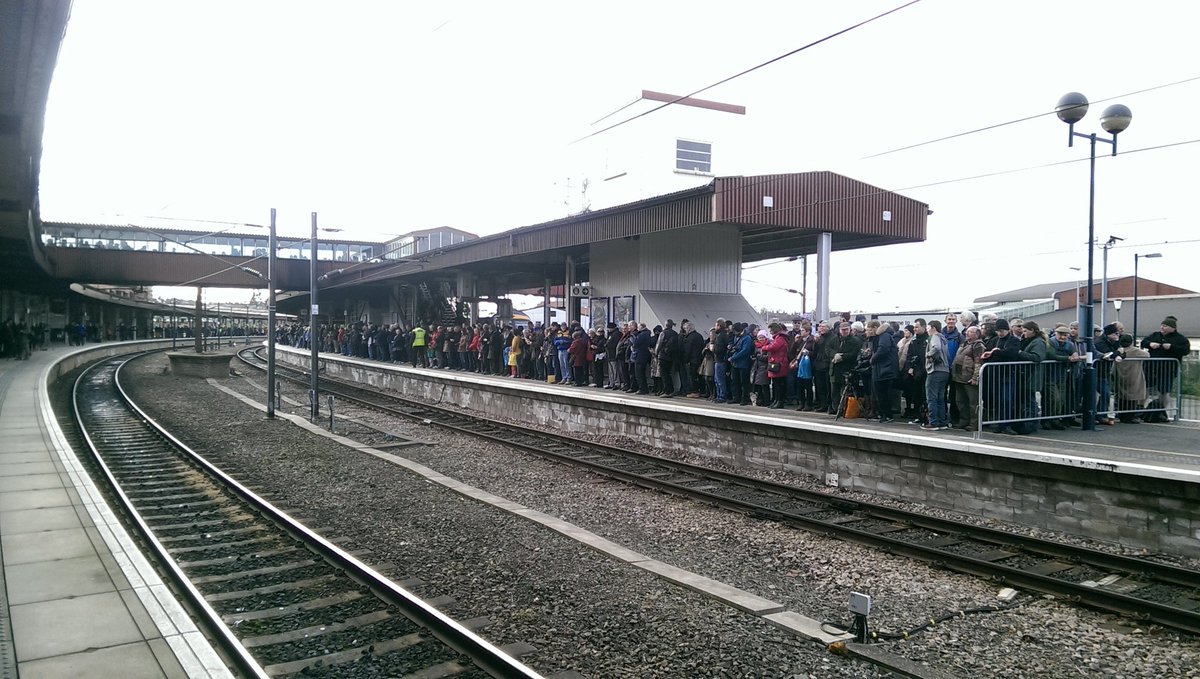 Crowds (and anticipation) building at York station ready for the arrival of #FlyingScotsman!