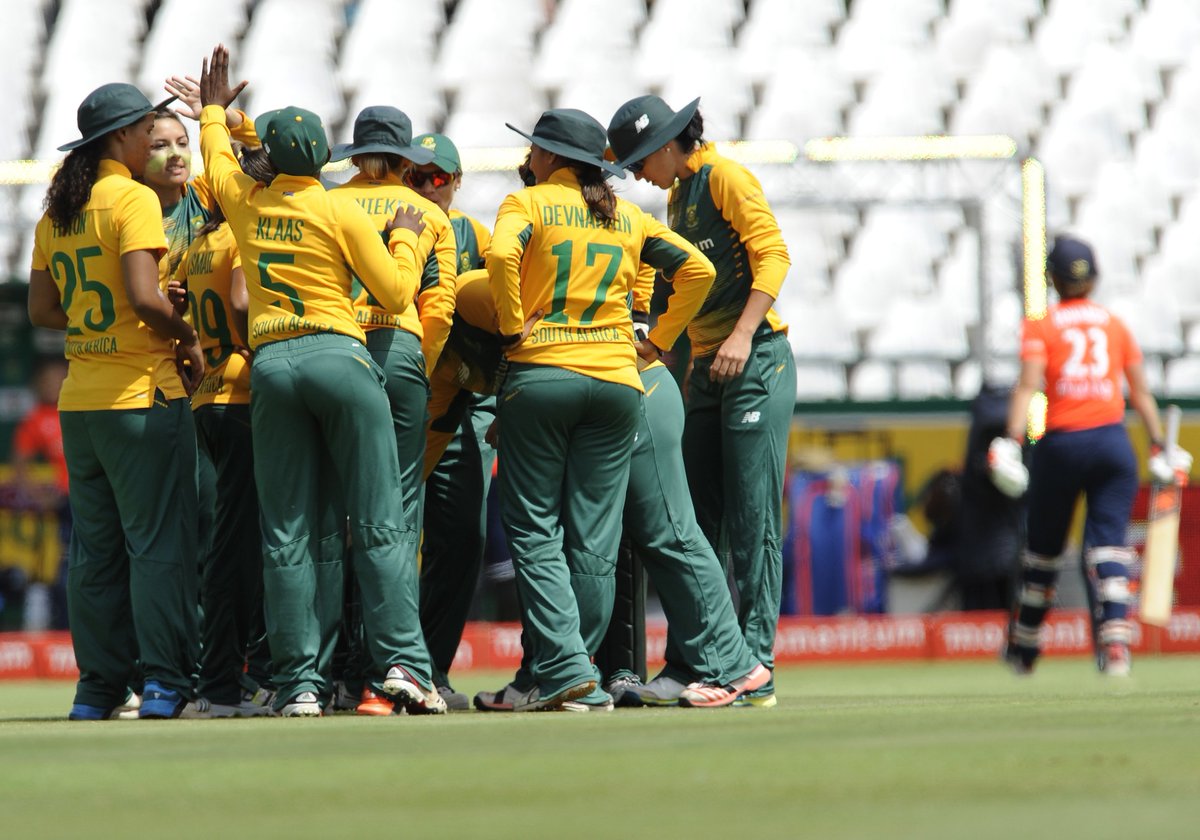 ProteasMenCSA's tweet photo. #CSAnews CSA name ICC Women’s World T20 squad https://t.co/0Kf6xwPJyK https://t.co/MrmrrUiY7i