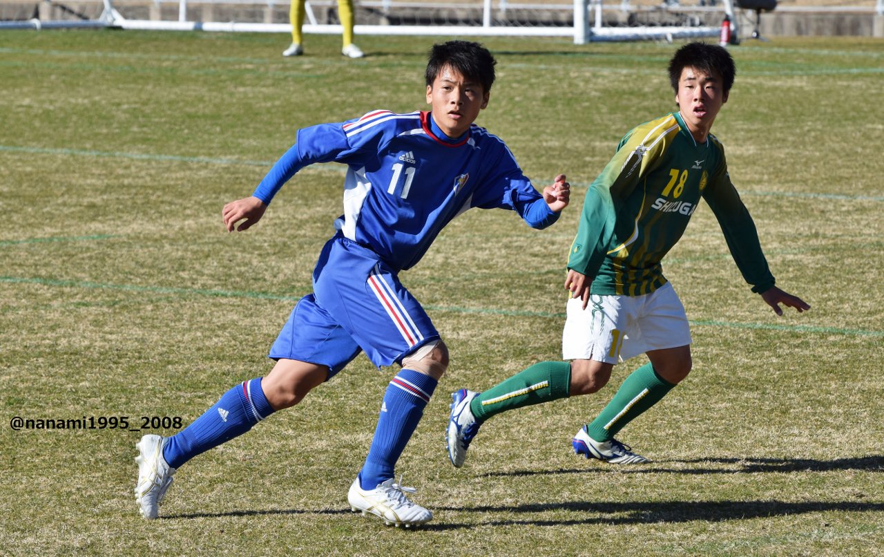 ななみのお父さん 県高校サッカー新人戦決勝 清水桜が丘vs静岡学園 2点のリードを許した清水桜が丘 後半15分 後半途中出場のmfで背番号11の神戸雄太朗選手が こぼれ球に走り込み 相手gkも動けない見事 ななみのお父さん 県高校サッカー新人戦決勝 清水桜が丘vs静岡学園 2点のリードを許した清水桜が丘 後半15分 後半途中出場のmfで背番号11の神戸雄太朗選手が こぼれ球に走り込み 相手gkも動けない見事