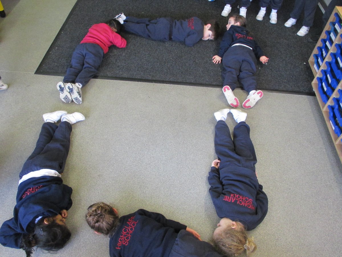 Highclare_Wdfld's tweet photo. Lots of practical maths activities in Reception. https://t.co/oBEMLeXYSR