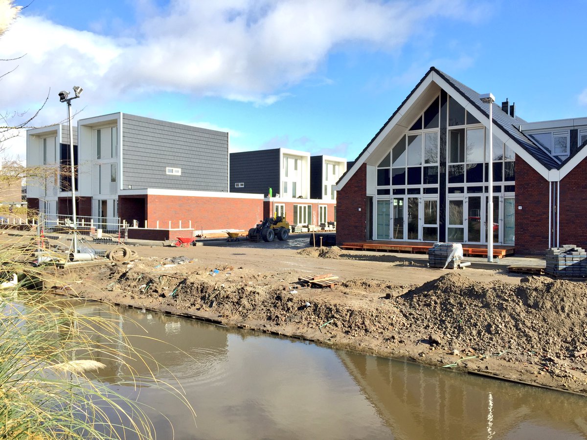MaartenLeschot's tweet photo. Oplevering in zicht! @Slingerak #DeMeern @TimpaanNL @Engel_Architect @Verandawoning https://t.co/mDpkB490zc