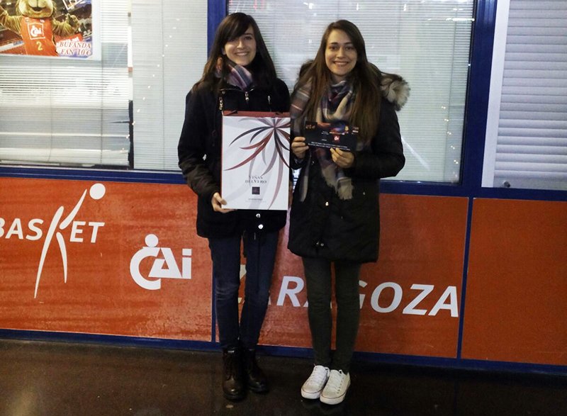 CasademontZGZ's tweet photo. Inés Ramia se llevó el #EnjoyViñasDelVero con el delicioso lote de vinos de @VinasdelVero 🍷🍇. ¡Felicidades! #CAITRE https://t.co/lJpxifbXIP