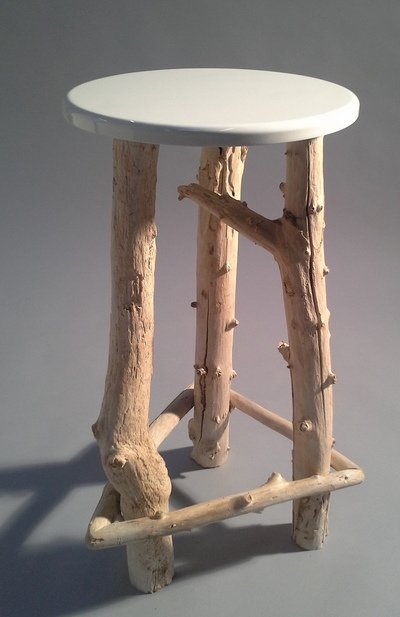 deconature's tweet photo. A la recherche d'un tabouret en bois flotté pour votre intérieur ? Visitez notre site ! https://t.co/hxo4is1o3Y https://t.co/CPxRoi5BeP