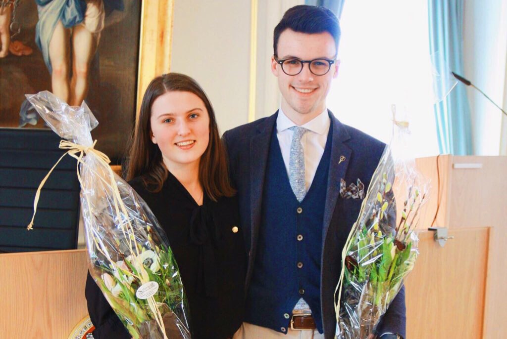 Det har vært en ære å være deres ordfører, <a href="/BergenUB/">Ungdommens Bystyre</a> ! Gratulerer så mye til @an9kensr med sin nye stilling!