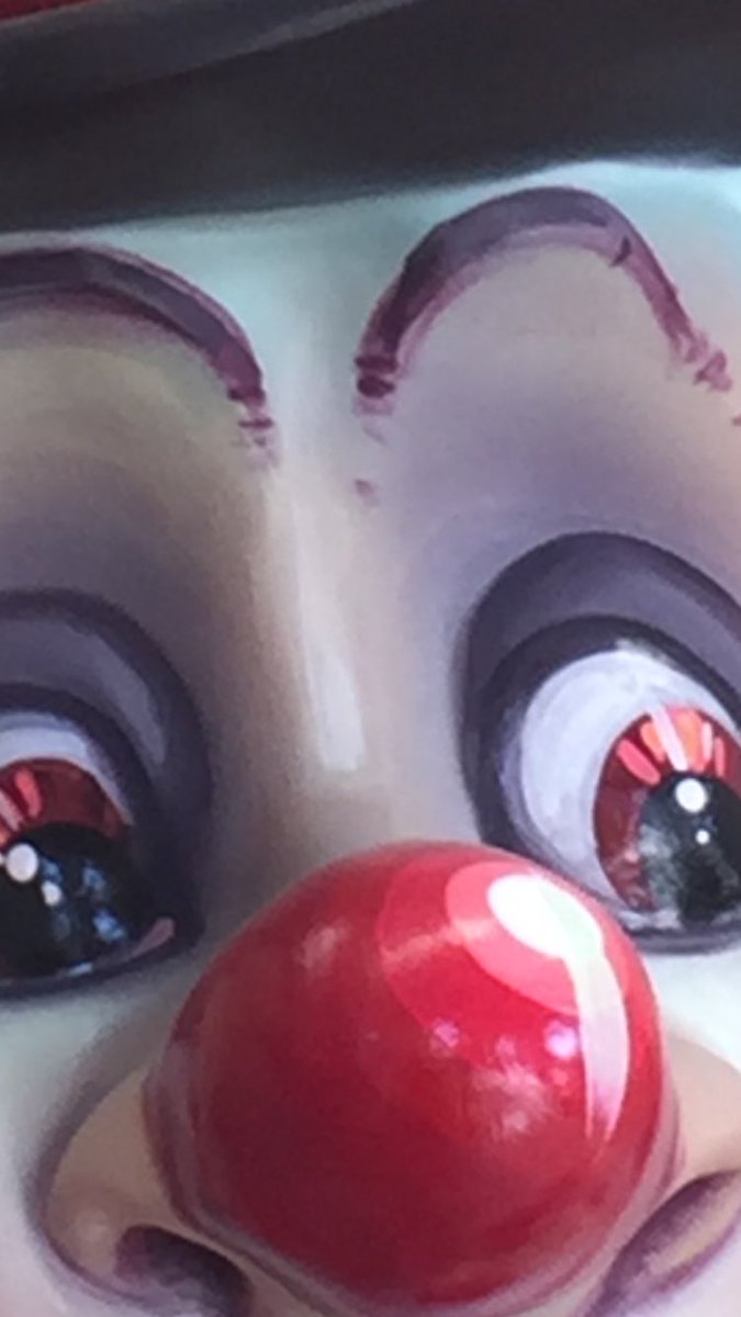 Dentro de unos pocos dias esta mirada nos vigilara de cerca.....
#Fallas2016 #modofallason