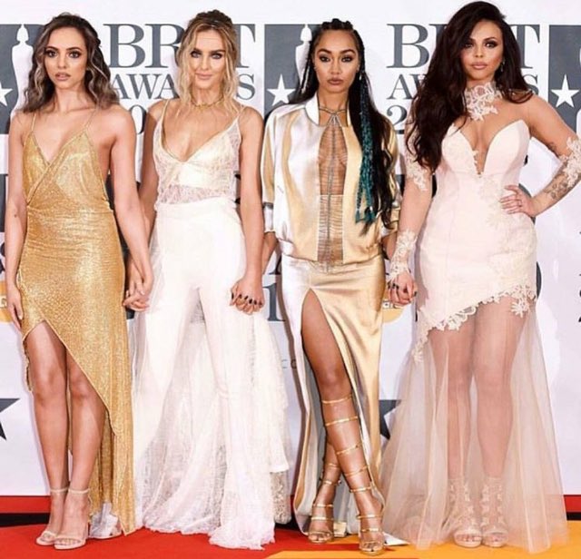 D_Dobrevic's tweet photo. SÓ LEVEI TIRO #BRITs2016 https://t.co/eM89lTlzgB