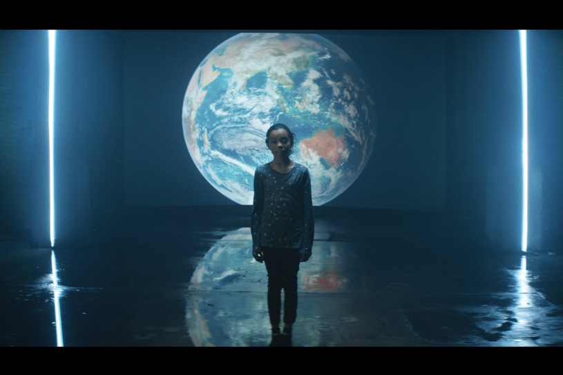 CampaignAsia's tweet photo. Donate your social power to @earthhour #AdNut https://t.co/mgKyvnTB1e https://t.co/ddWig4P30D