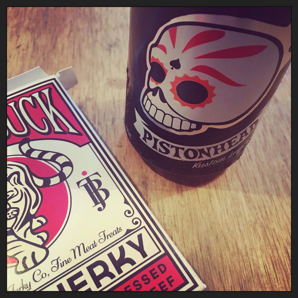 benjaminbcairns's tweet photo. #PistonHead #Lager with a side of @TigerBuckJerky.
#beer #brutalbrewing #beef #jerky #beefjerky #TigerBuck https://t.co/VtCSJk7YS0