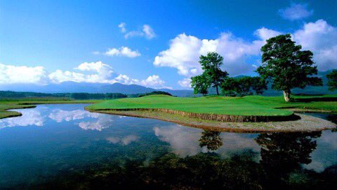 egtgolftours's tweet image. The stunning @KillarneyGolf in Ireland. One of the finest lakeside golf courses in the world executiveglobaltours.com