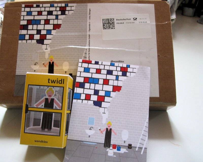 wandklex's tweet photo. Beim Umräumen auf mein #twidl von @uliuli /@weristdirlieber gestoßen ♥;freut mich immer noch https://t.co/LAJgRGWdaF https://t.co/fGcdIQ6qnc