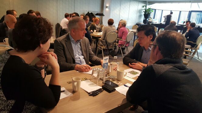 Dynamische Meet&amp;Match vanochtend in Venlo met 50 ondernemers. Samen verbindingen leggen.