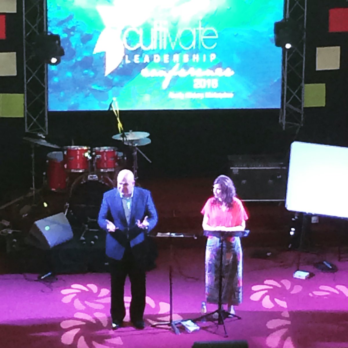 WCMissions's tweet photo. Pastors @KerryShook and Chris Shook share at #cultivate2016 on church and #leadership https://t.co/rBOraewXru