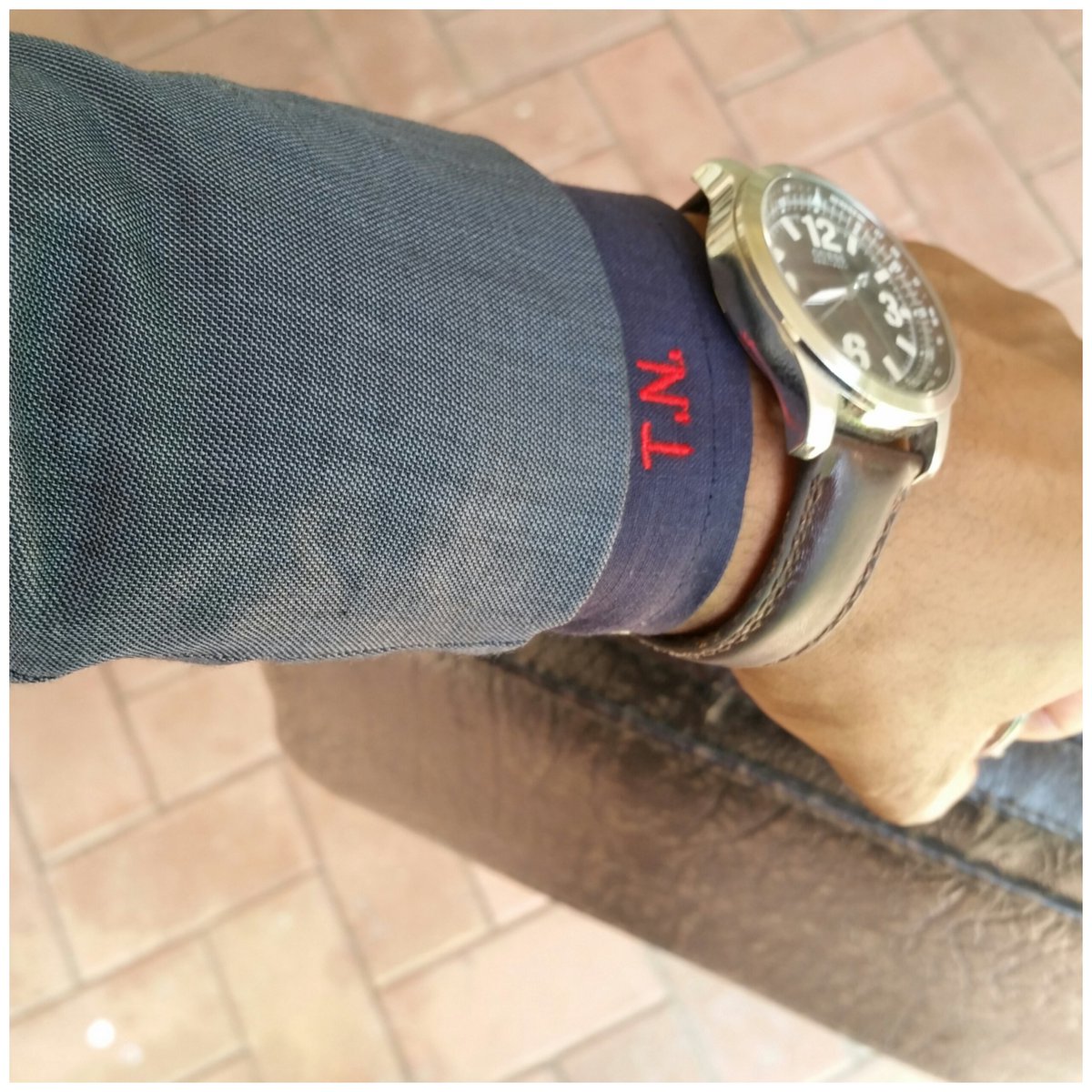 theongobz's tweet photo. For Him

A Mr.Slimfit man fits in by standing out!  

#DoYouMeasureUp ?
#MrSlimfitTailored 
#LuxuryInEachDetail https://t.co/qTsladDEoQ