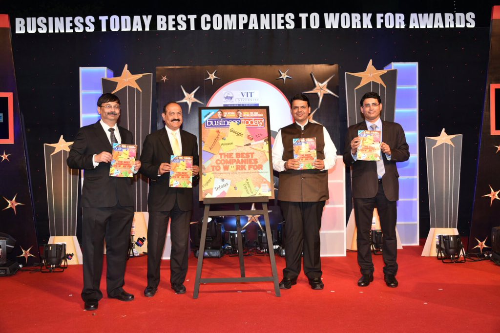 CMOMaharashtra's tweet photo. CM @Dev_Fadnavis congratulates all the winners of Business Today 'Best Companies To Work For' Awards yesterday. https://t.co/aiwq8L5jCg