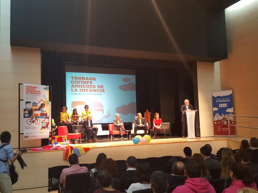 QuartJove's tweet photo. Ara parla en la jornada #CAItrobadaCV, el president @unicef_es  Comunitat Valenciana Jorge Cardona #Xarxajove https://t.co/y00MU2D5vW