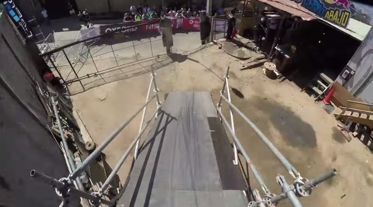 triride's tweet image. [Video] - @SikMikHannah at Valparaiso 2016 - triridemtb.com/video-mick-han…