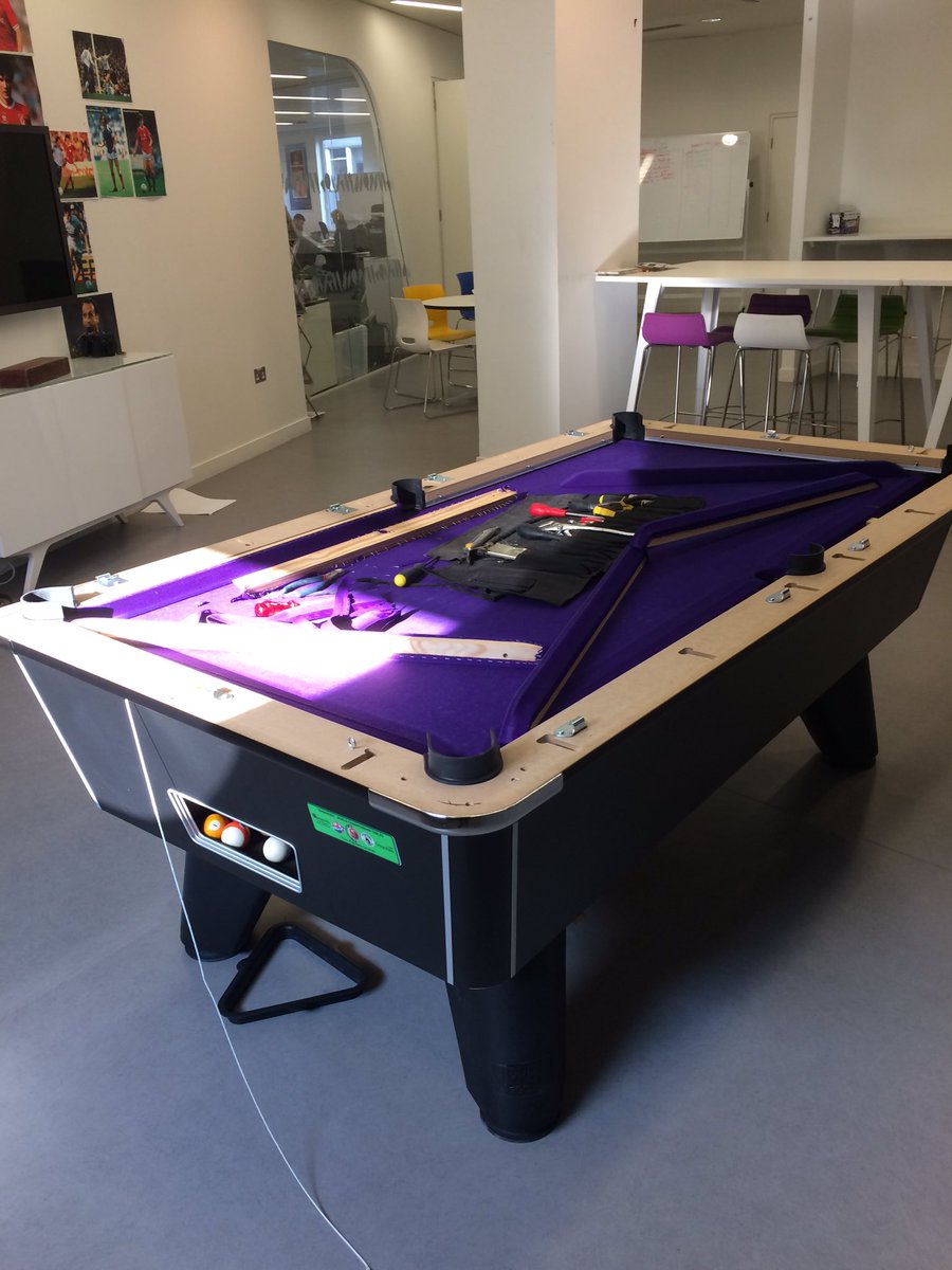 PoolNSnooker's tweet photo. #pooltable recoveringlondon @weve.com new Oxford street https://t.co/oegCm7R5to