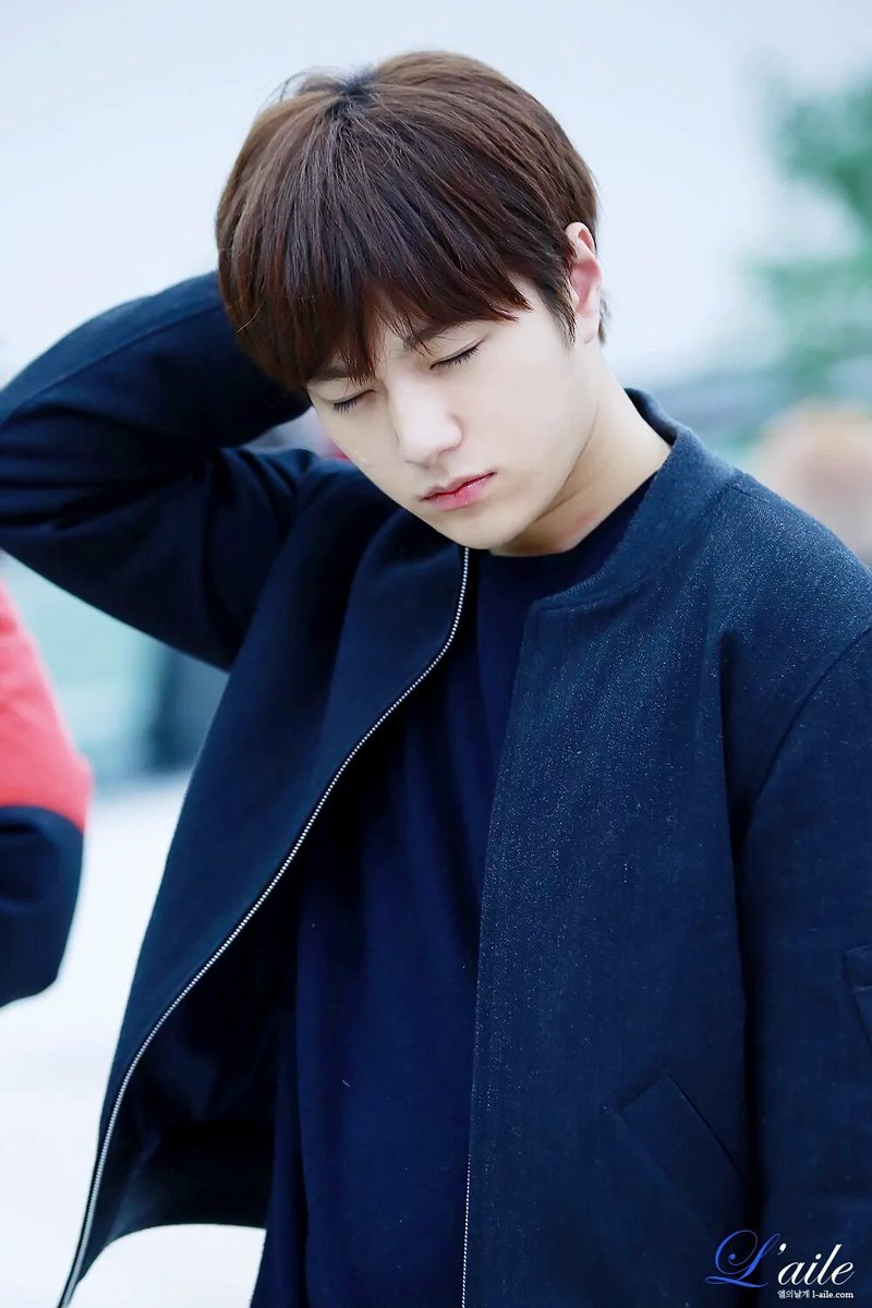 MyungSooBIASED's tweet photo. [HQ] 151219 Haneda Airport - #인피니트 #INFINITE Myungsoo
©L_aile_com https://t.co/pJ4IUOC21K