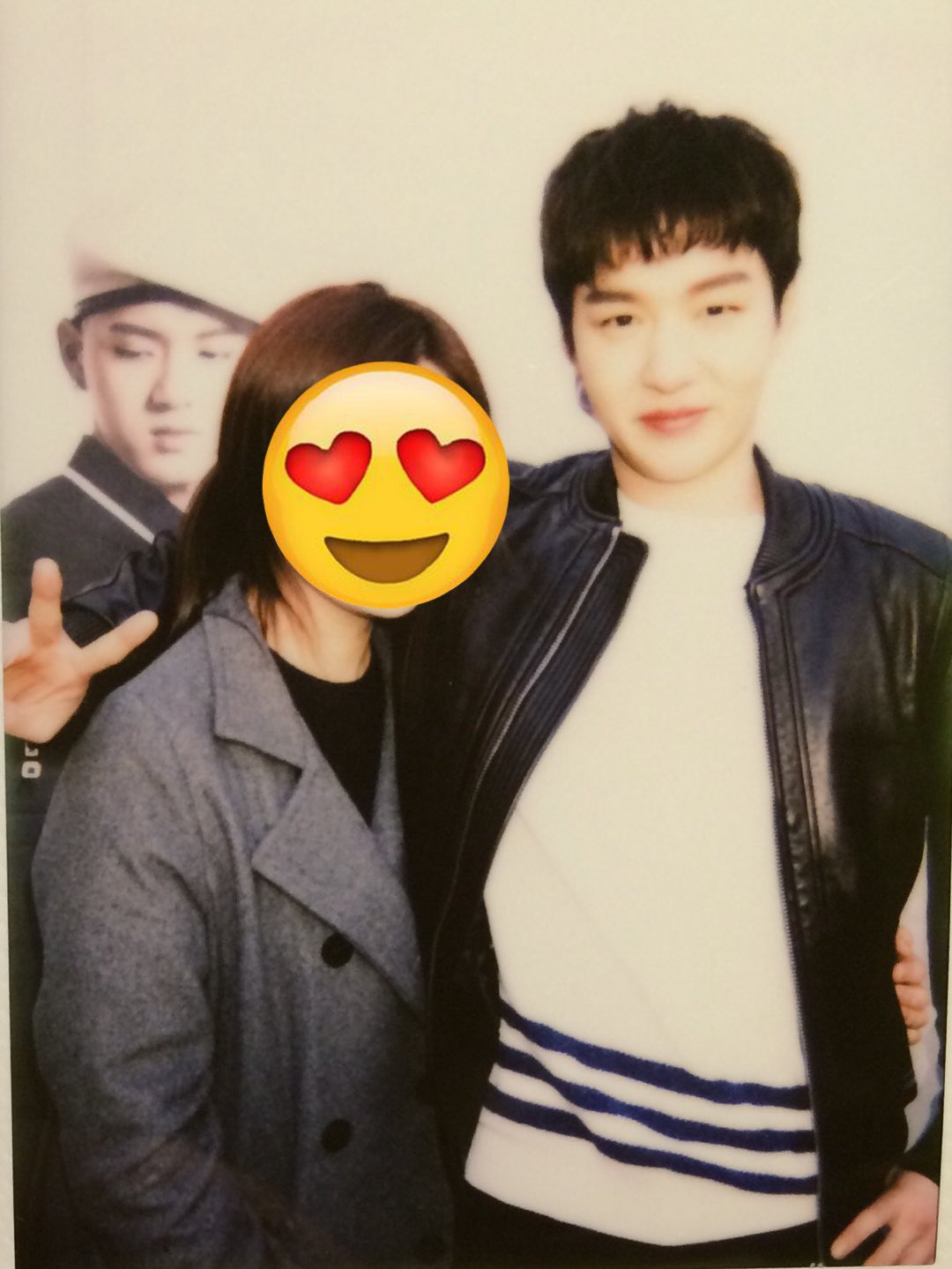 CcDcR1NUkAEU8xt.jpg:orig