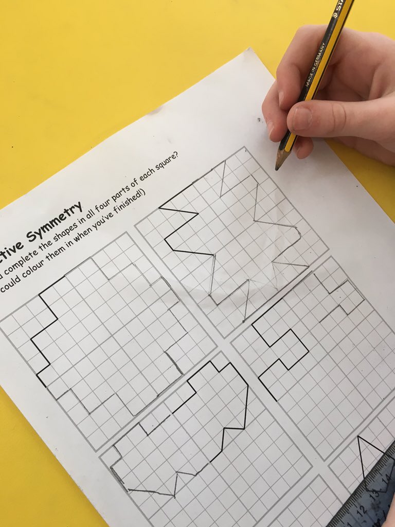 rhwsprimary's tweet photo. Reflective symmetry in 4 quadrants in Y3. Not as easy as it looks #brainshurting #Y3maths https://t.co/YDLH6TEcjh