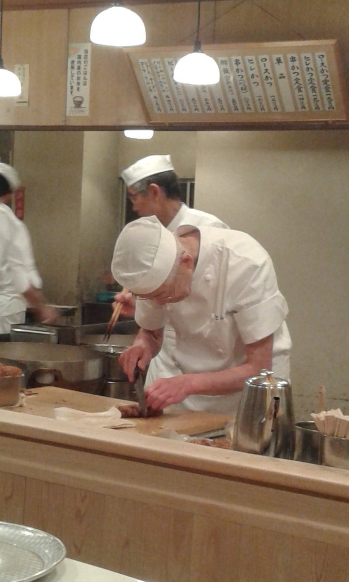 KateTailly's tweet image. Having amazingly crisp tonkatsu at Tonki restaurant in Meguro, Tokyo.  #Japan #travel #foodporn