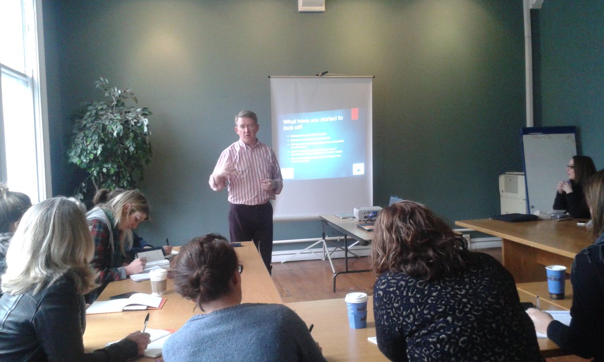 CraftNI's tweet image. A fantastic Export Development seminar so far with @RetailDes!