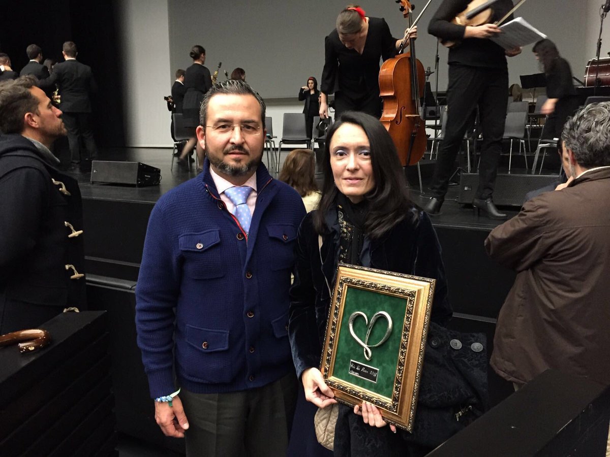 hdad_asuncion's tweet photo. Estuvimos en la #IGalaPasión Enhorabuena a ntra. hna. Isabel Sola por el premio y a @LaPasionCTV por la organización https://t.co/dXwzps3g6g