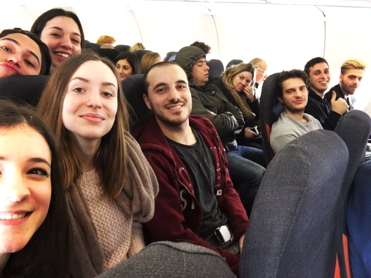 Anita_Caprara's tweet photo. Partiamo #berlincalling #finesessione #iusve #cisiamo ❤️💕✈️🛫🍸🍾 https://t.co/9UI5aLYjMd