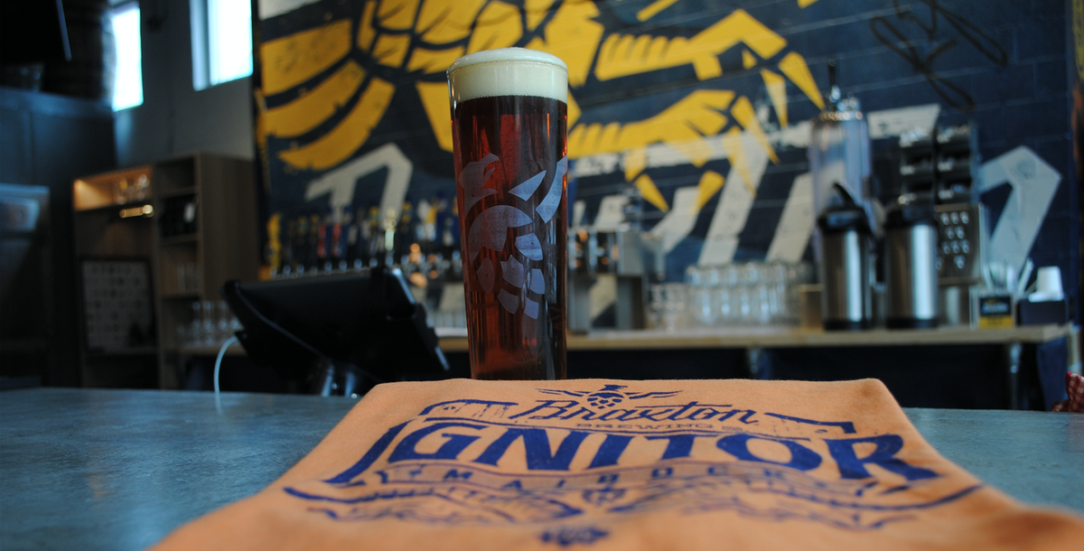 BraxtonBrewCo's tweet photo. New beers and new threads! #LiftOneToLife with us in the taproom tomorrow: https://t.co/rIu8akDG1Y https://t.co/jMruABt7C9