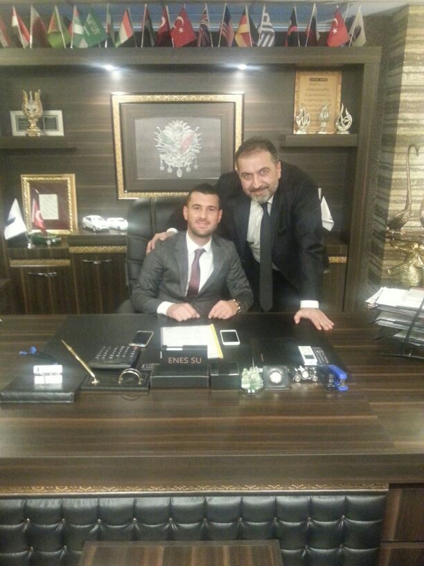 endogruhabercom's tweet photo. HAYRİ ALTAY'LA EN TREND'LER KÖŞESİ: ENES SU SEMERKANT GYO
https://t.co/qJv5N2dcDJ

#Sevdiğim1Şehir @HayriAltay https://t.co/3Bu0od8Y7a
